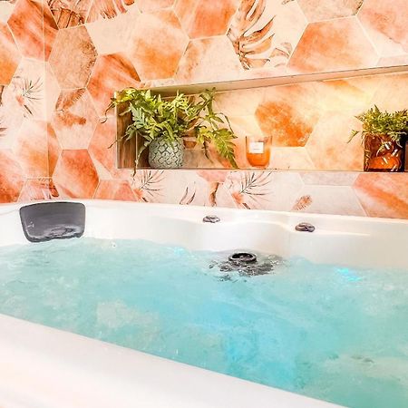 Atoumo Appartement Love Jacuzzi & Jardin Disneyland Paris Quincy-Voisins Экстерьер фото