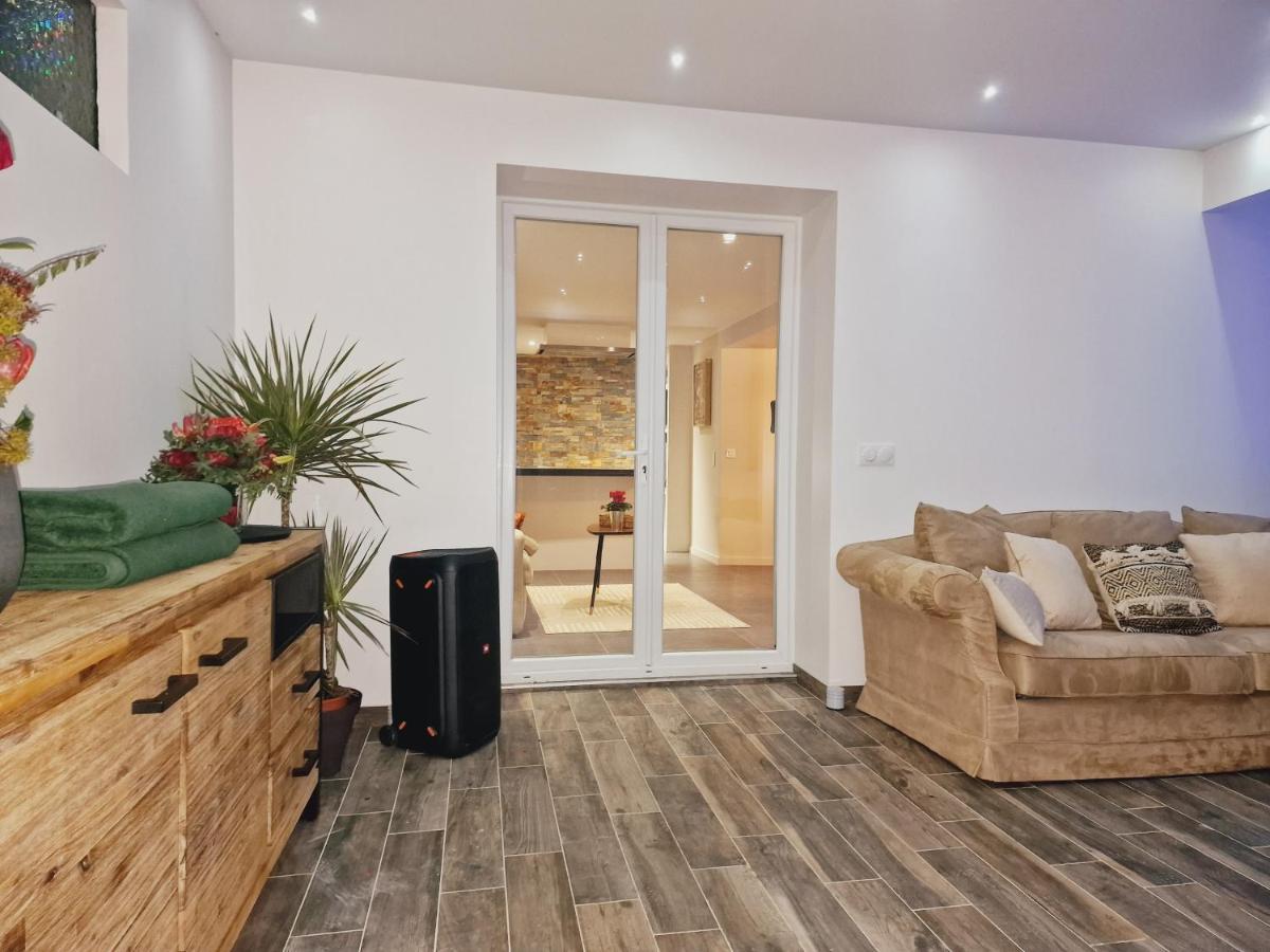 Atoumo Appartement Love Jacuzzi & Jardin Disneyland Paris Quincy-Voisins Экстерьер фото