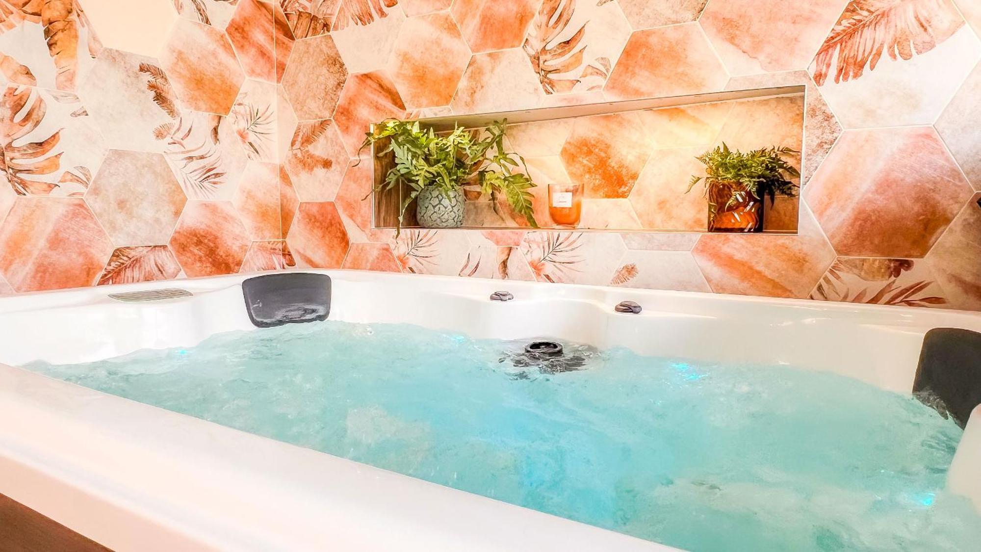 Atoumo Appartement Love Jacuzzi & Jardin Disneyland Paris Quincy-Voisins Экстерьер фото
